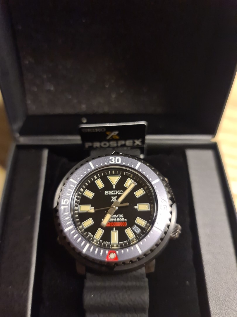 Seiko neighborhood watch top