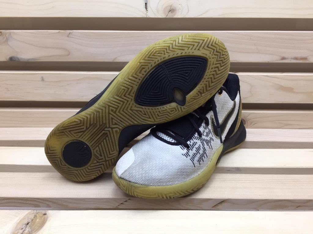 nike kyrie flytrap 2 white