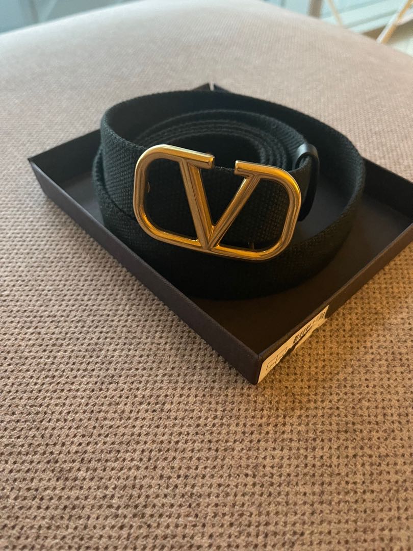 Gold on sale valentino belt