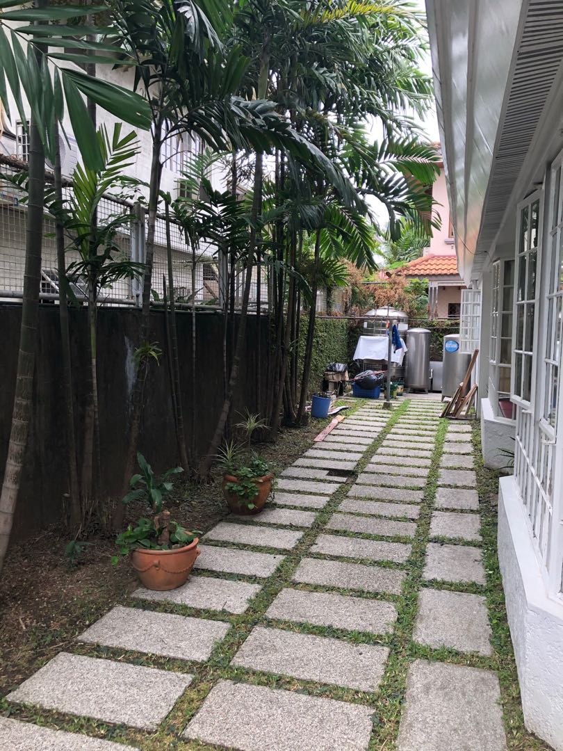(Category: ) located in . Submitted by brokerhanstaneo_09178038728 (Listing ID 1068761197, Image 1). Description: .