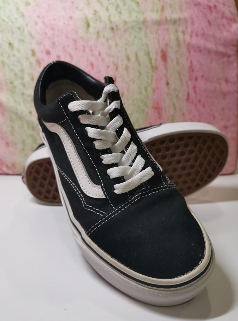 Vans Core Classic Old Skool Sneakers Women s Fashion Footwear Sneakers on Carousell