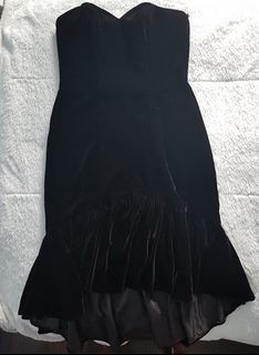 (Category: ) located in . Submitted by bluejuniperresale (Listing ID 1068825443, Image 1). Description: .