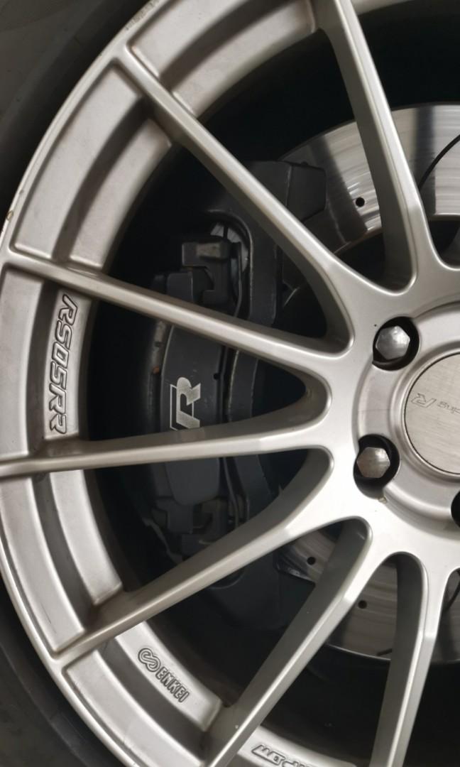 VW scirocco/golf R brake caliper, Car Accessories, Accessories on Carousell