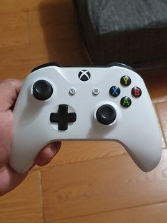 Xbox One v2 controller