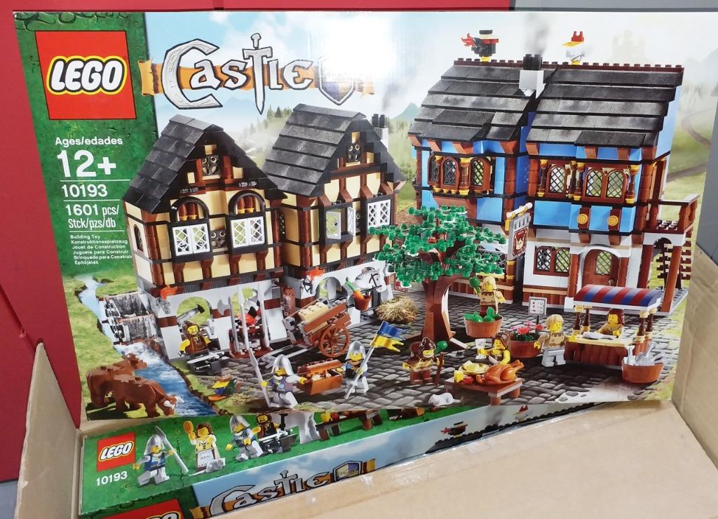現貨] 全新LEGO Castle 10193 Medieval Market Village 中世紀市集(襯