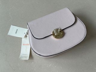 （分類：）位於 。 由 rainestore 提交（商品編號 1068898676，圖片 1）。簡介： 。