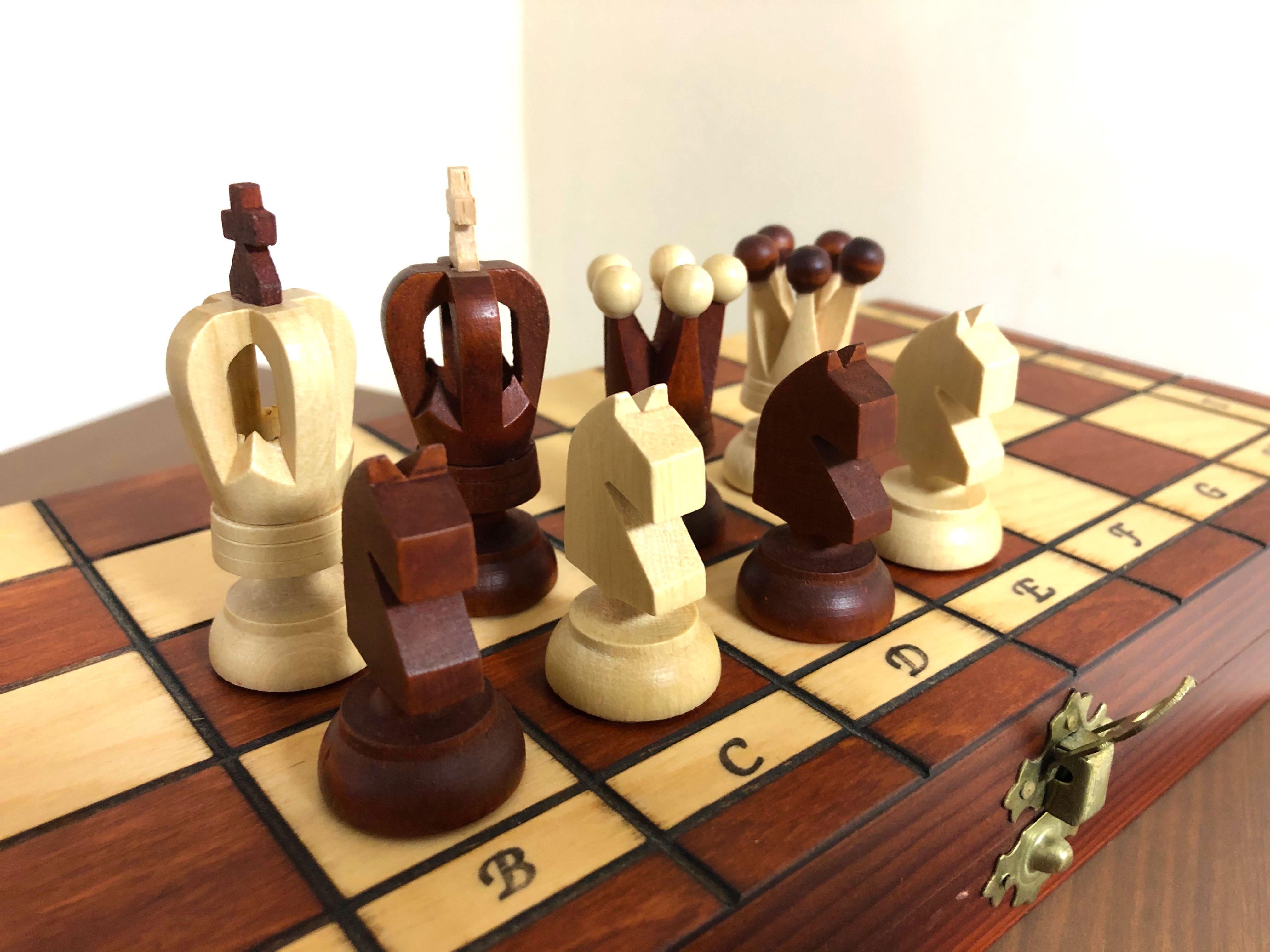 歐洲復古風木製西洋棋wooden Chess Set Bought From Europe 傢俬 家居 家居裝飾 家居裝飾 其他 Carousell