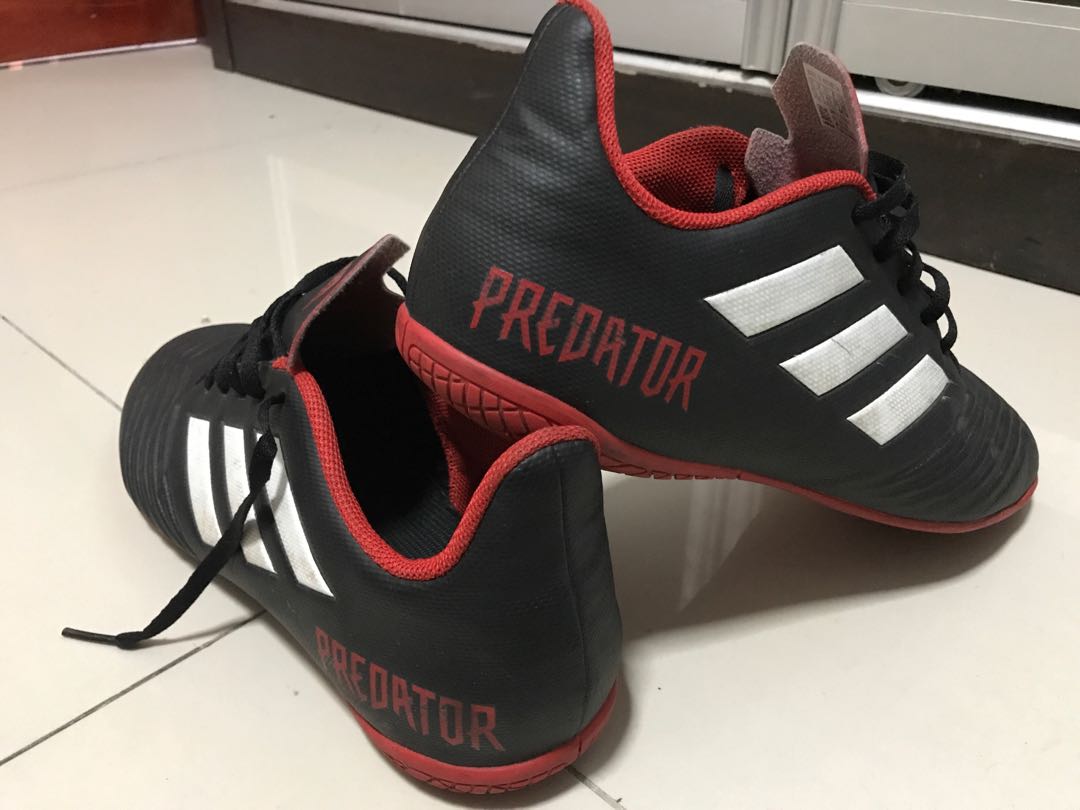 predator futsal shoes