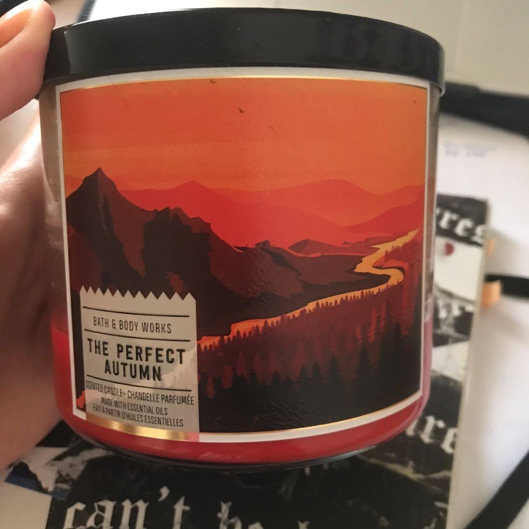 BBW 3 wick candle the Perfect Autumn