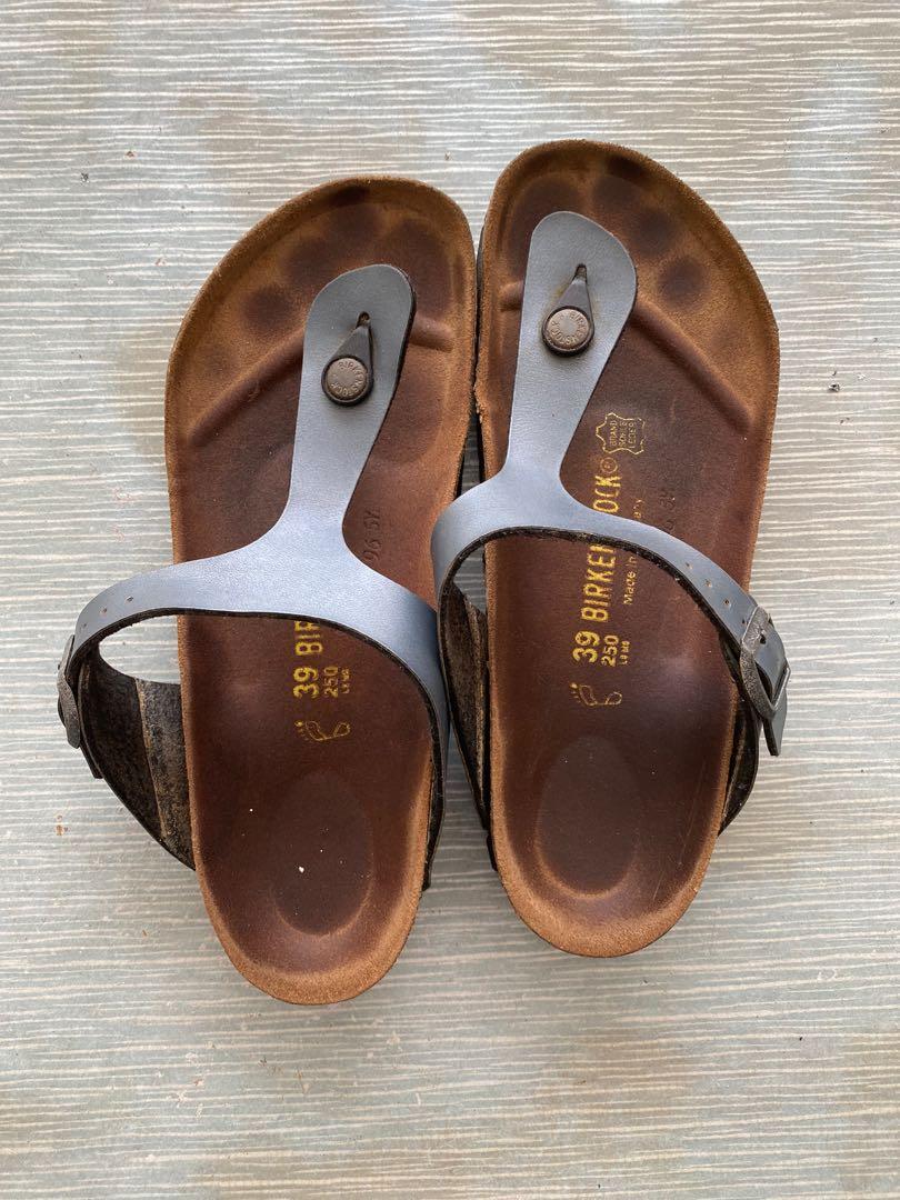 size 39 birks