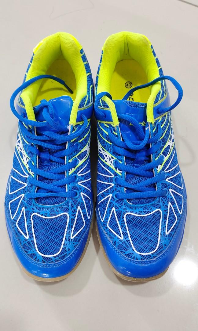 Carlton badminton shoes review hot sale