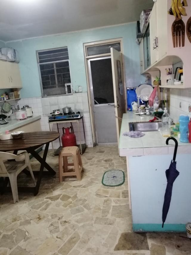 (Category: ) located in . Submitted by aefinds (Listing ID 1068855984, Image 1). Description: .