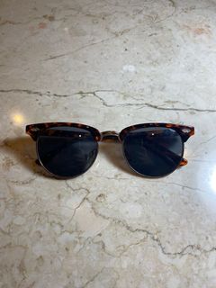 (Kategori: ) berada di . Dikirim oleh thriftqveen (ID iklan 1068988973, Gambar 1). Deskripsi: .