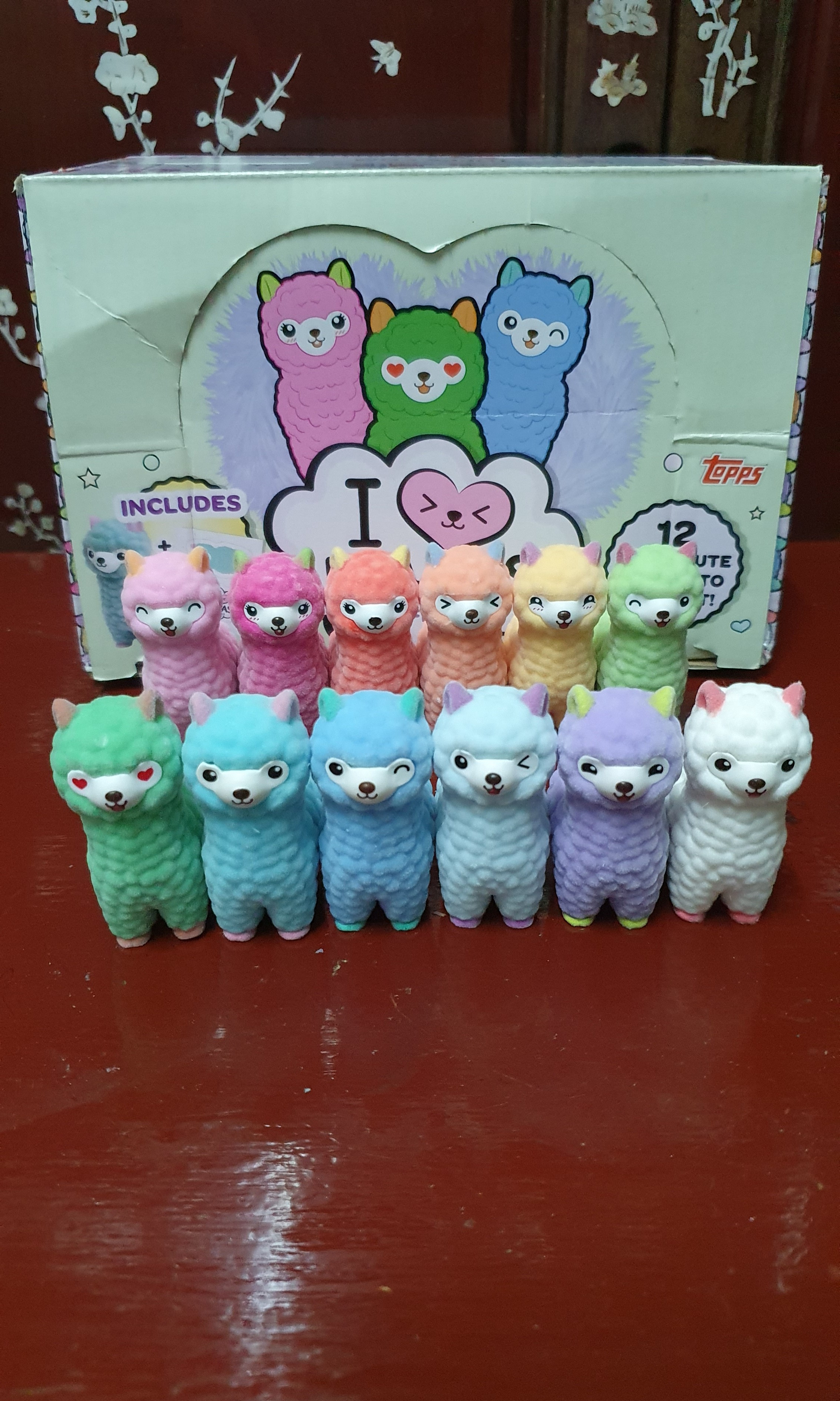 LLAMAS Cute Figure Topps