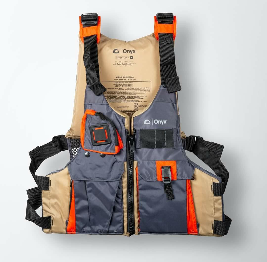 Onyx kayak fishing life jacket, Women's Fashion, Activewear on Carousell