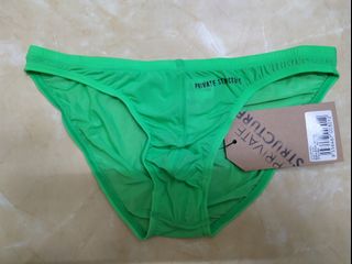 (Category: ) located in . Submitted by preowned4you (Listing ID 1068981495, Image 1). Description: .