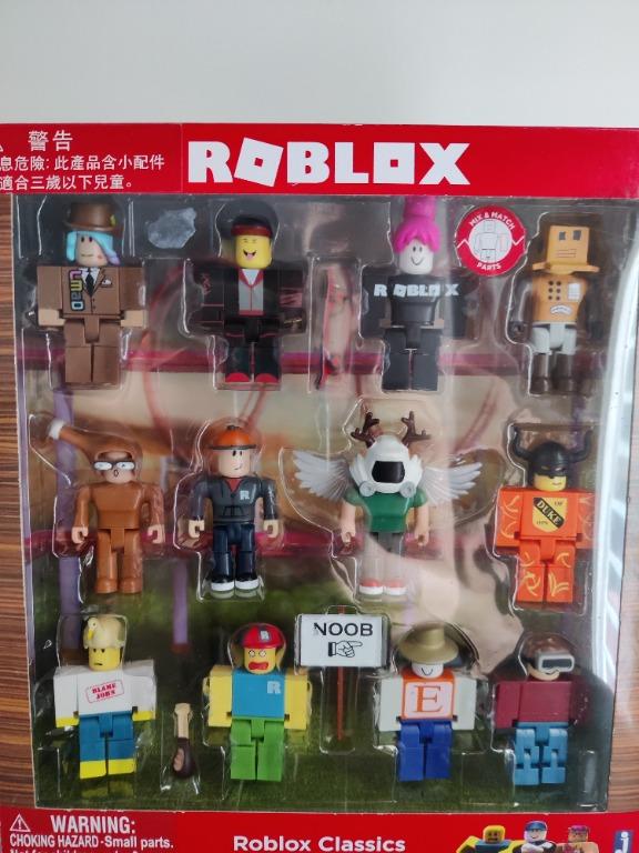 Roblox Series 1 Classics 12 figure pack - includes: builderman