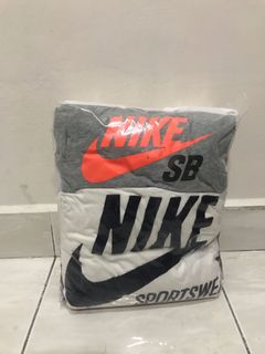 (Category: ) located in . Submitted by bundle_selatan (Listing ID 1068989783, Image 1). Description: .