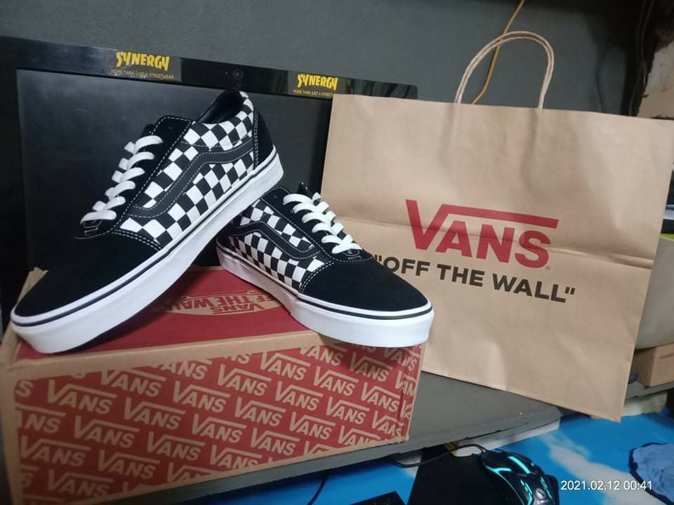 vans os checkerboard