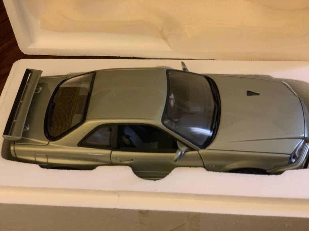 1 18 Autoart Nissan Gtr R34 紐柏林賽道金色 興趣及遊戲 玩具 遊戲類 Carousell 1 18 Autoart Nissan Gtr R34 紐柏林賽道金色 興趣及遊戲 玩具 遊戲類 Carousell