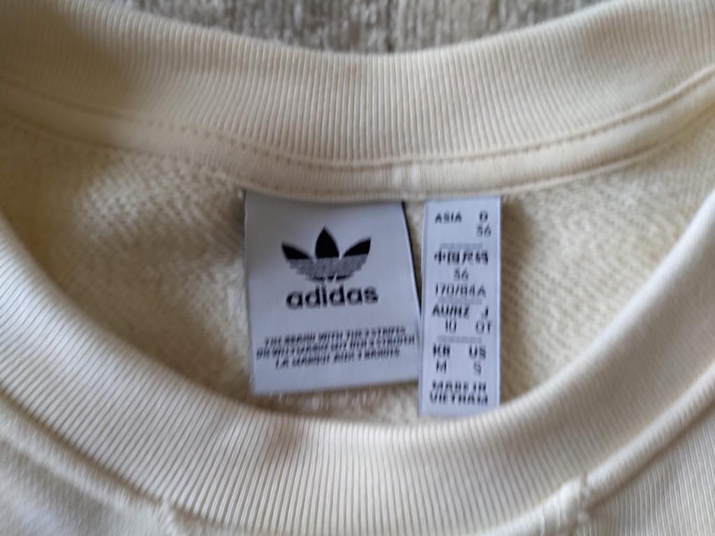 Adidas Adicolor Essentials Sweatshirt, Women's Fashion, Tops, Longsleeves  on Carousell