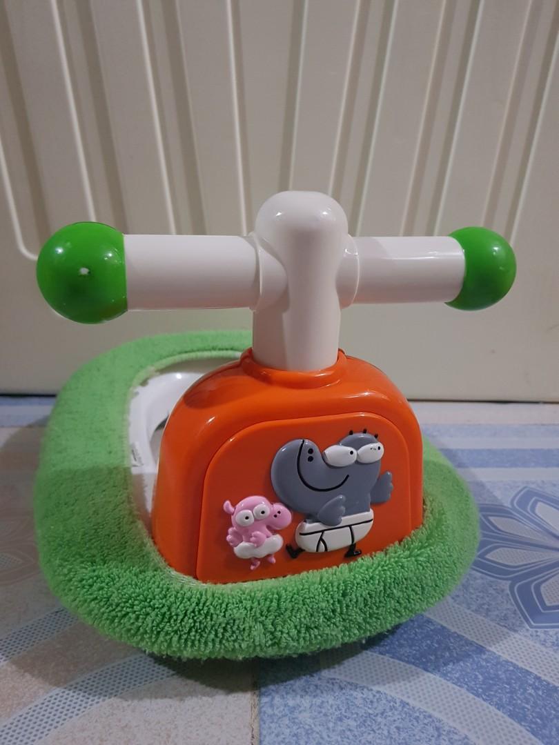APRICA Toilet Training Seat & RICHELL Potty Trainer SET (Category: Toilet Training) located in Manila. Submitted by mamaloverakkie (Listing ID 1069012649, Image 3). Description: USED/PRELOVED! super nice pa itsura sa actual. slighly used po ito lalo pa yung richell hnd nagamit po goos as new po natambak lng sya kc mas gsto ni bibi yung fisher nya natunog tunog kc😂🤣 selling as is where is! what you see is what you get po 😘☺️🥰😍🤗.