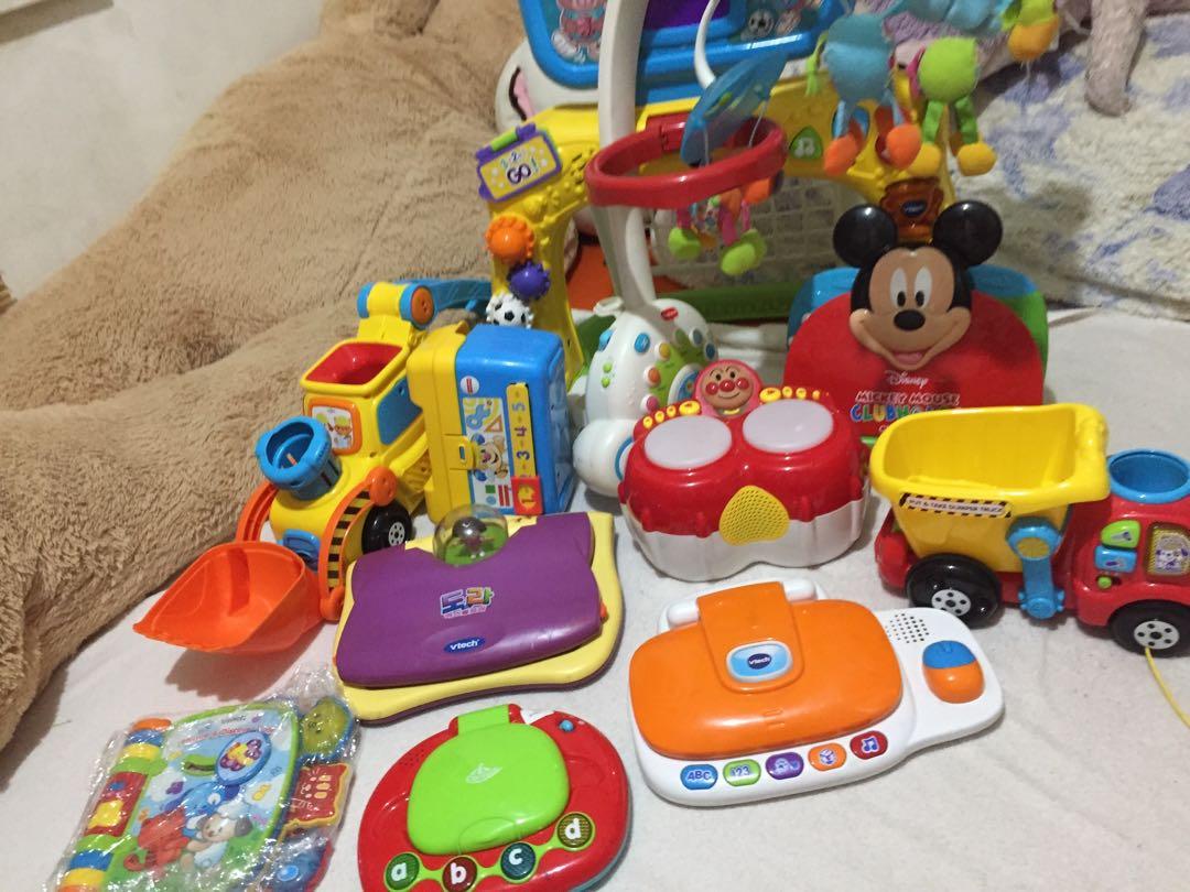 Baby toys (Category: Infant Playtime) located in Cavite. Submitted by dimple082 (Listing ID 1069005952, Image 3). Description: Pili na!!! Laptop 899 each Vtech book 650 Vtech discovey rhymes @899 .