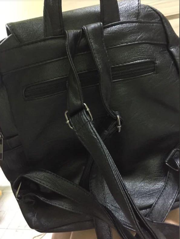 Bag (Category: Tote Bags) located in Singapore. Submitted by sunshineh3art (Listing ID 1069077697, Image 6). Description: Pretty Fit Backpack $12 Adidas Sling bag $10 Naraya All for $15 Mini backpack no brand new $5 .