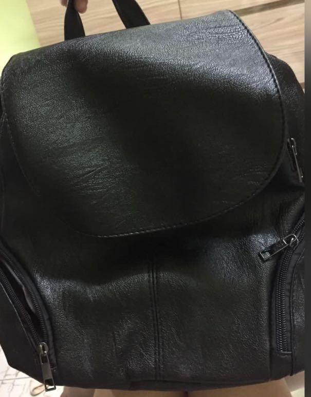 Bag (Category: Tote Bags) located in Singapore. Submitted by sunshineh3art (Listing ID 1069077697, Image 5). Description: Pretty Fit Backpack $12 Adidas Sling bag $10 Naraya All for $15 Mini backpack no brand new $5 .