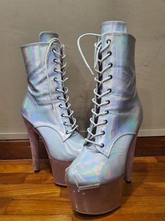 (Category: ) located in . Submitted by clotheslicious (Listing ID 1069147124, Image 1). Description: .