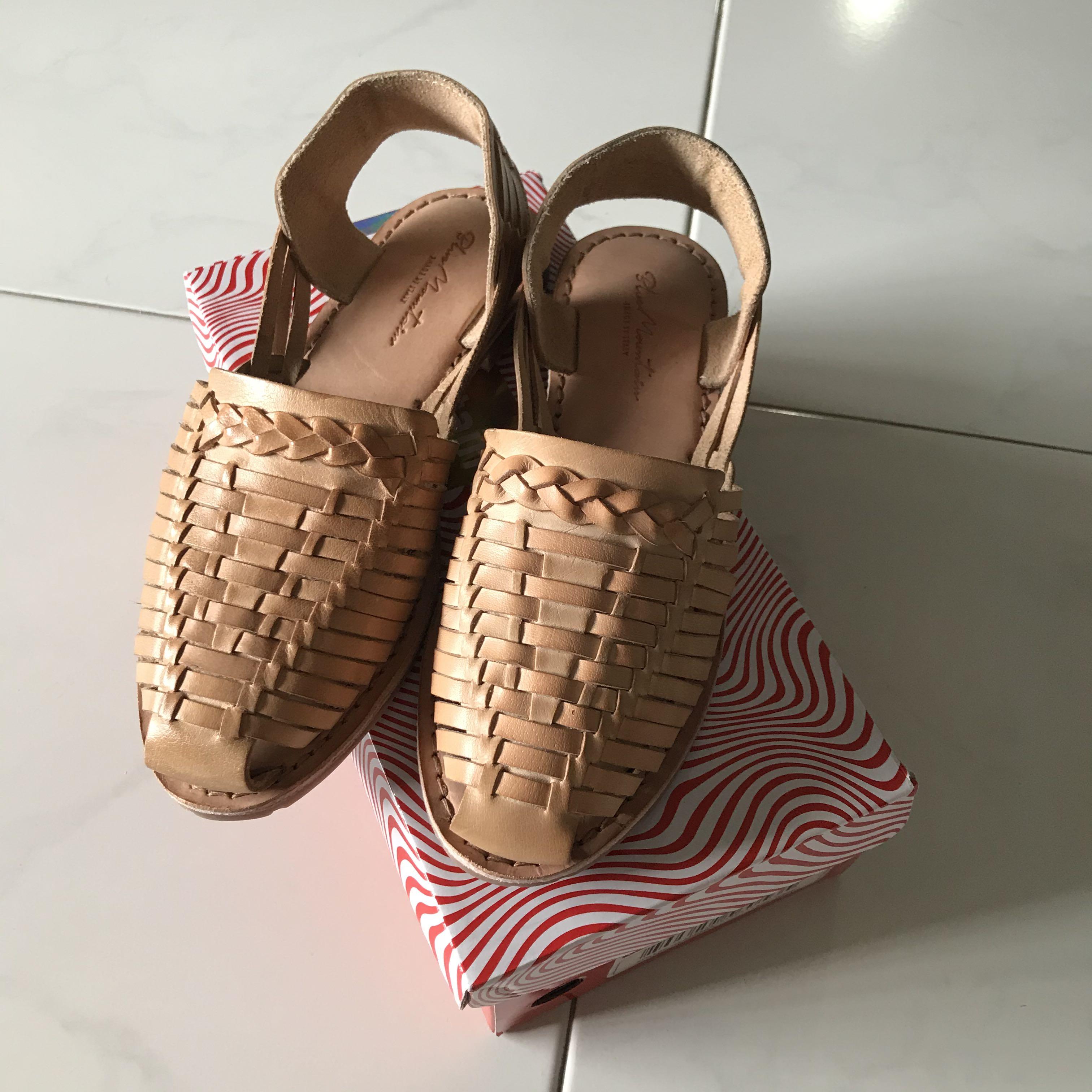 Blue mountain outlet sandals