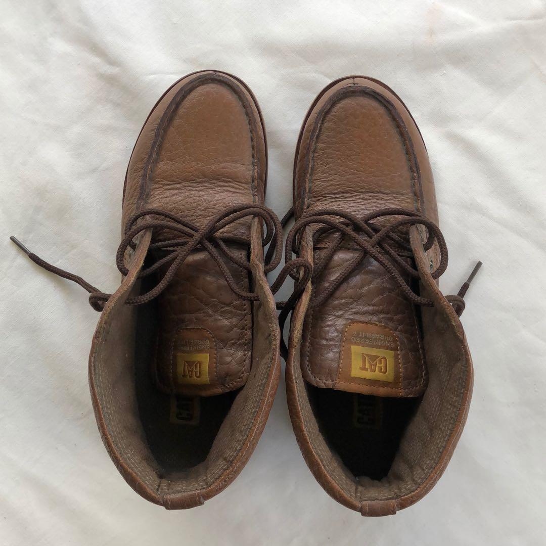 Cat Brown Boots (Category: Boots) located in Quezon City. Submitted by mccev (Listing ID 1069057532, Image 2). Description: Helping my dad sell his shoes! Super high quality Bought in the US 🇺🇸 Men’s size 9 Cleaned and disinfected Negotiable .