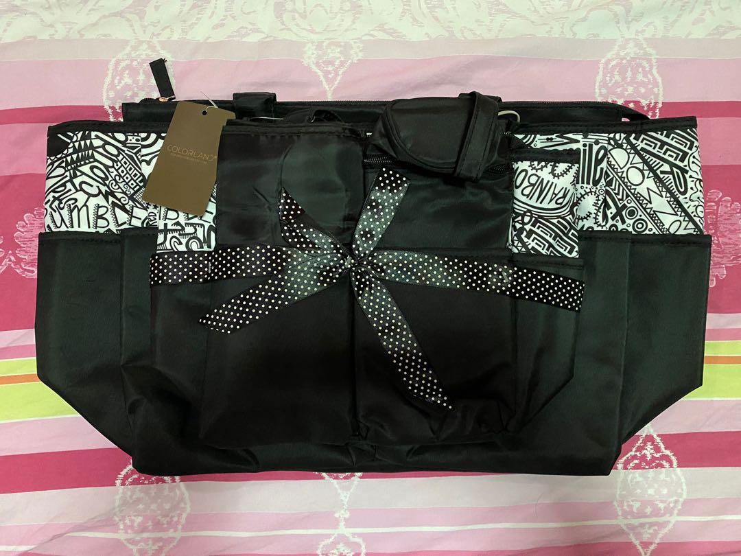 Colorland Mommy Diaper Bag (Category: Diaper Bags & Wetbags) located in Taguig. Submitted by bacontunamelt (Listing ID 1069092267, Image 1). Description: Unused baby bag..