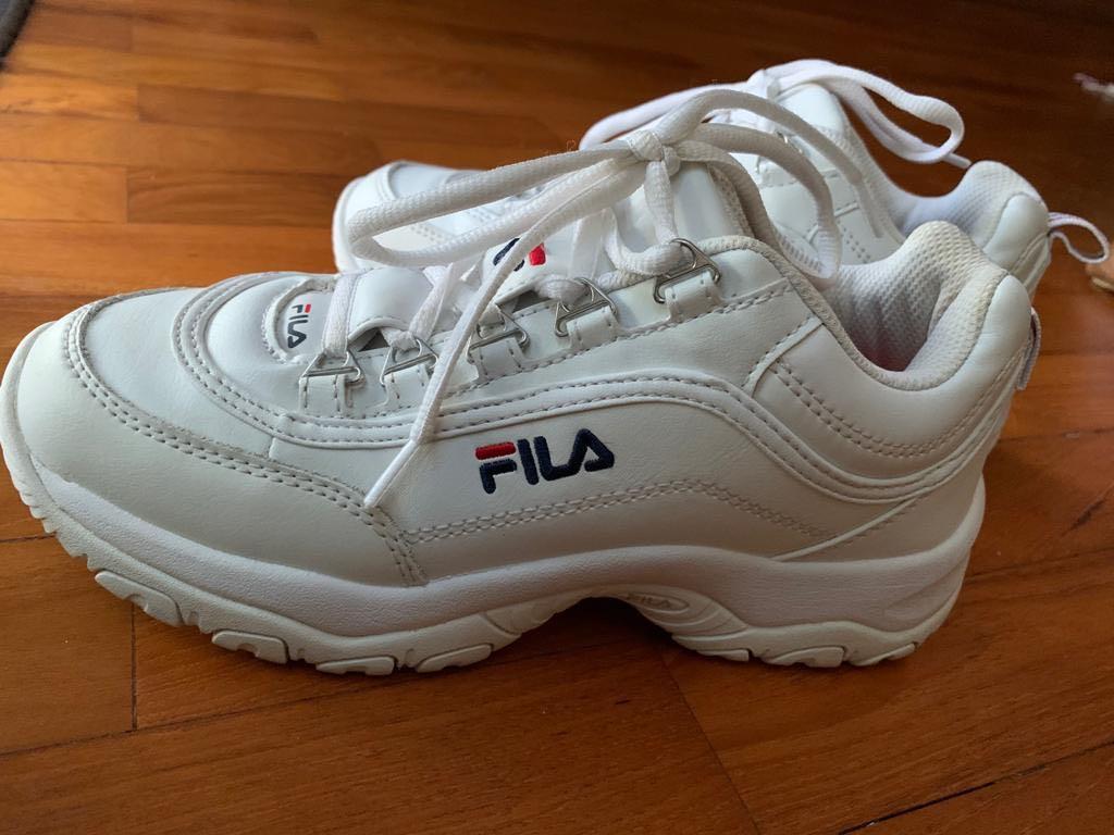 Fila Strada Womens sneakers Men s Fashion Footwear Sneakers on Carousell