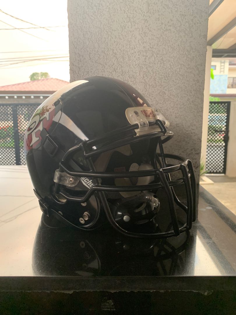 Football helmet for sale, Sports 