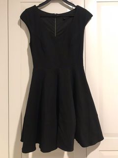 (Category: ) located in . Submitted by luxprelovedsg (Listing ID 1069095371, Image 1). Description: .