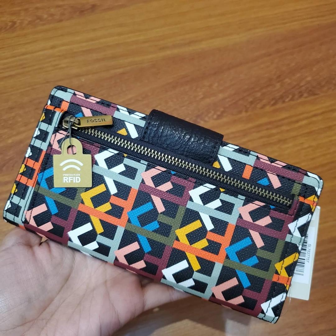 Fossil logan hotsell rfid tab wallet