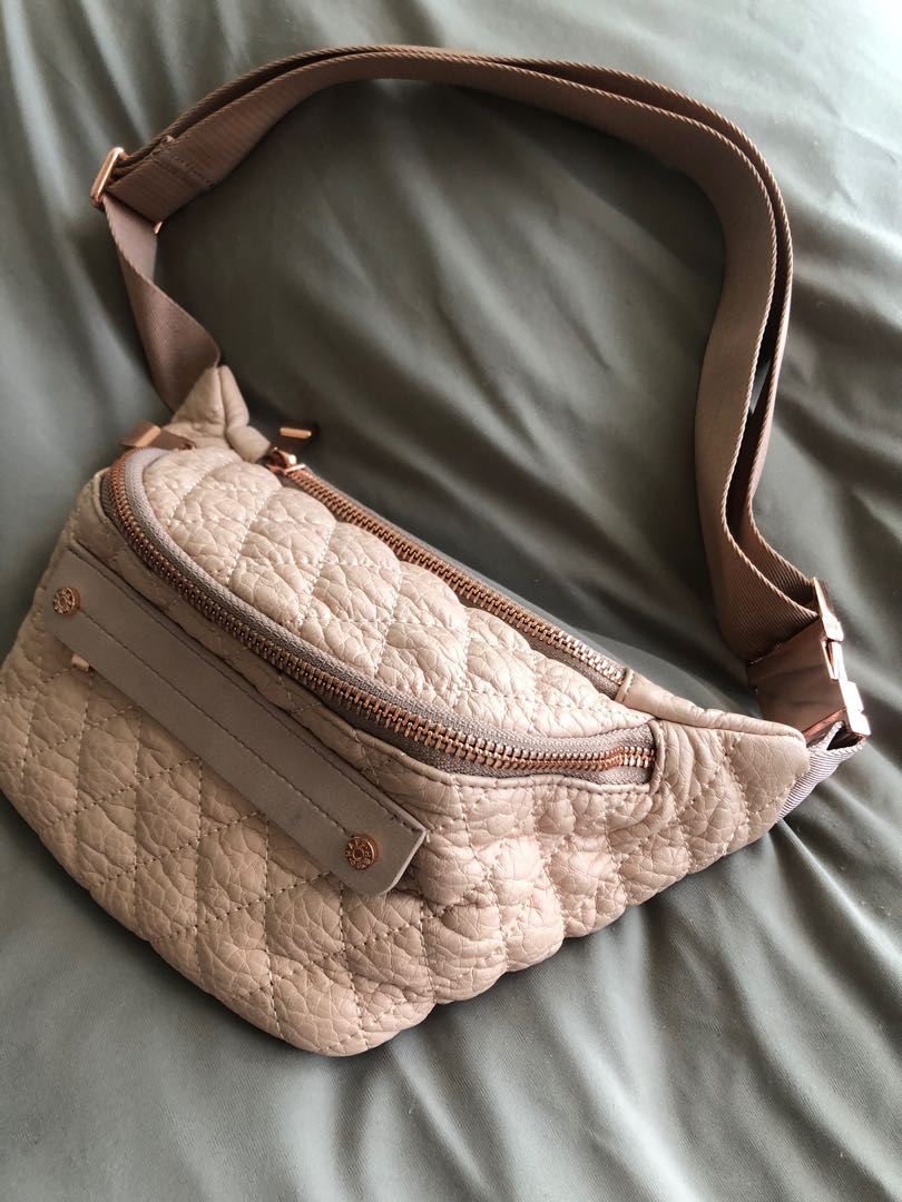 Happ Brand Fanny Pack Luxury Bags Wallets on Carousell
