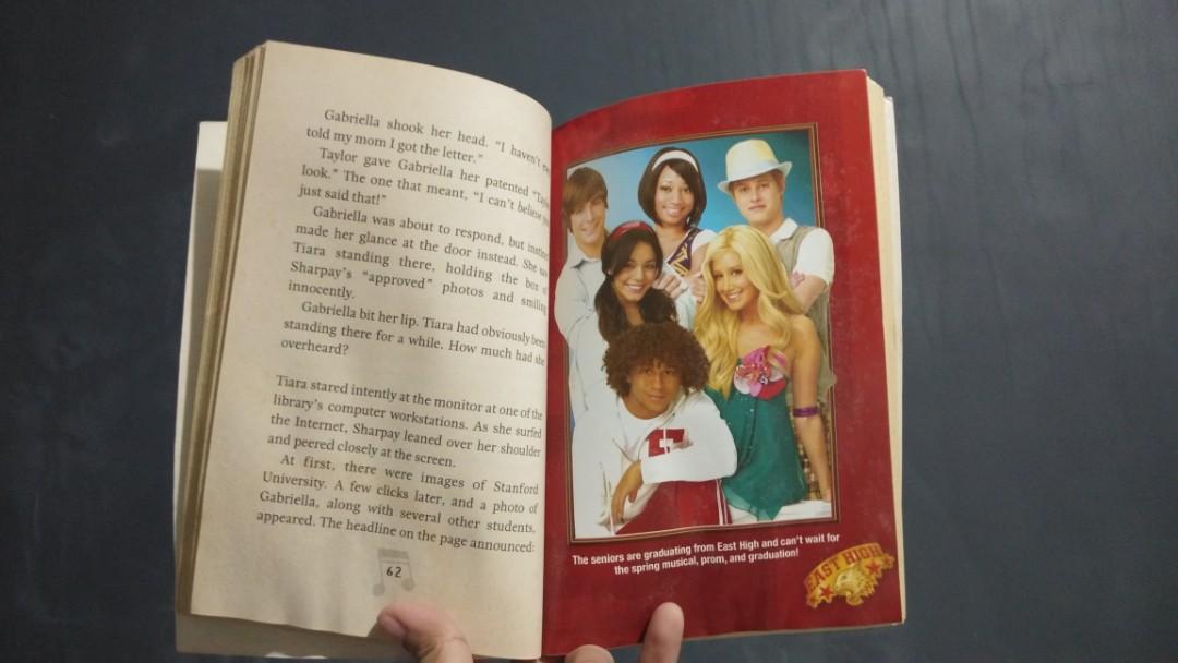 [Preloved] High School Musical 3 The Junior Novel, Hobbies & Toys