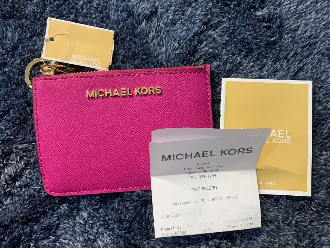 Michael Kors Wallet, Women's Fashion, Bags & Wallets, Wallets & Card  holders on Carousell