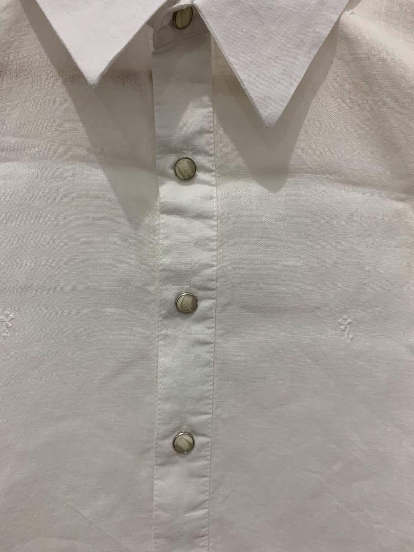 Michel Andre Polo (Category: Formal Shirts) located in San Juan City. Submitted by everlovedbyjs (Listing ID 1069129172, Image 3). Description: Size L Measurements Shoulder 18-19 Bust 42-46 Length 30.
