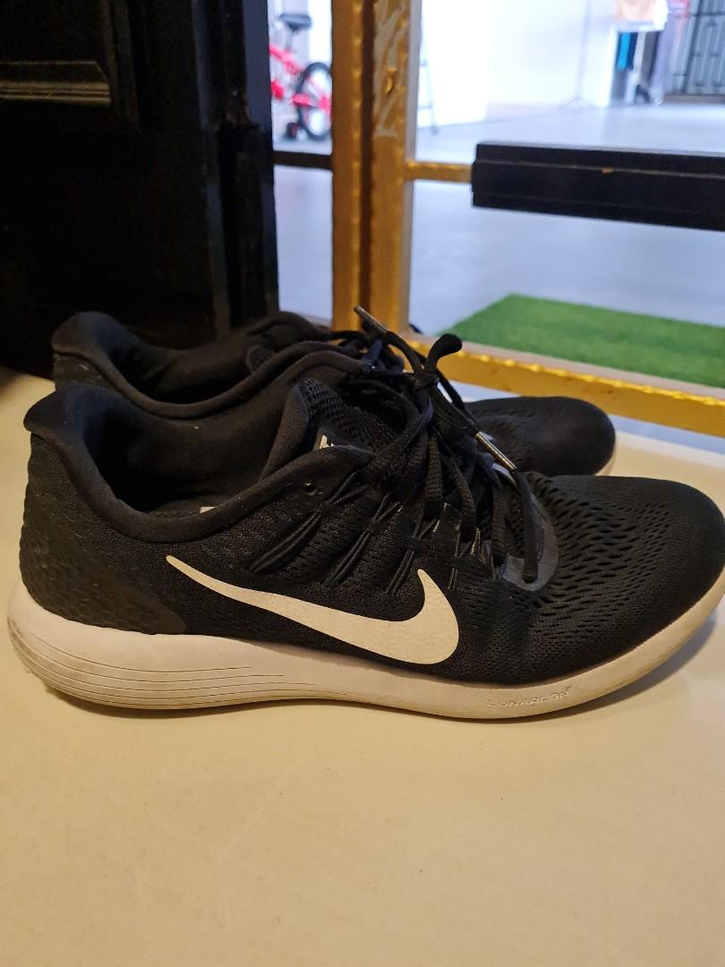 black nike lunarlon