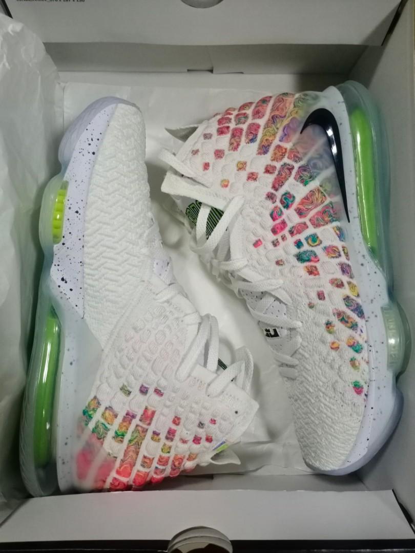 Lebron 17 blanche clearance