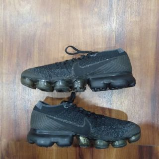 (Category: ) located in . Submitted by benjamin_store (Listing ID 1069118329, Image 1). Description: .