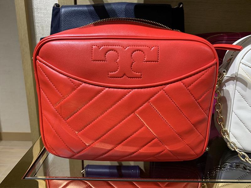 Alexa stitch camera bag top