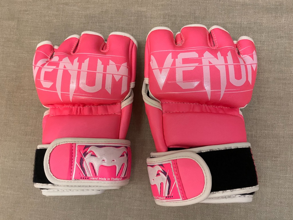 Venum cheap pink gloves