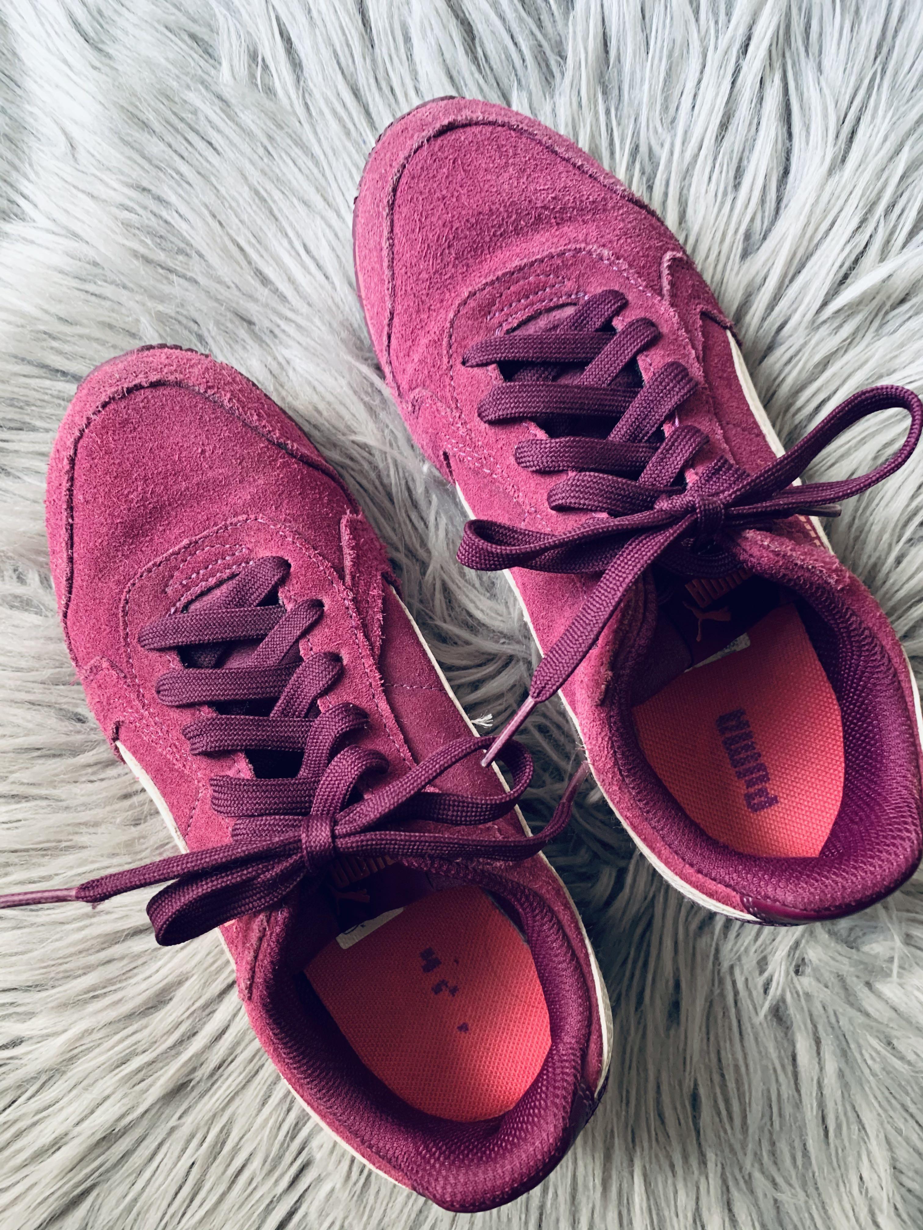 PUMA ST RUNNER SD KIDS (Category: Sneakers) located in Quezon City. Submitted by gprof (Listing ID 1069144748, Image 1). Description: Color/s: PURPLE Design: SWEDE Detail/s: RUBBER SHOES Condition: USED A FEW TIMES AND DURING A TRIP. PLEASE MANAGE EXPECTATIONS FOR BARELY USED/USED ITEMS. SHOES ARE COMFORTABLE. SOLES ARE IN TACT. NEEDS BRUSHING/CLEANING. 4.5C / 36 Women Original Price: Around $29.99 BOUGHT FROM 6PM.COM IN THE US. .