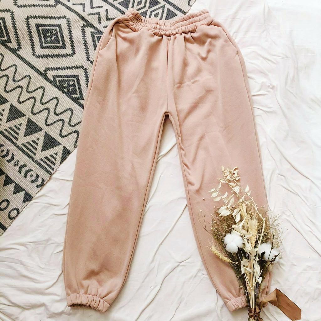 Shein Beige Sweatpants Jogger Pants Women S Fashion Clothes Pants Jeans Shorts On Carousell Free returns free shipping on orders $49+ 1000+ new arrivals dropped daily shop online for the latest beige at shein. carousell
