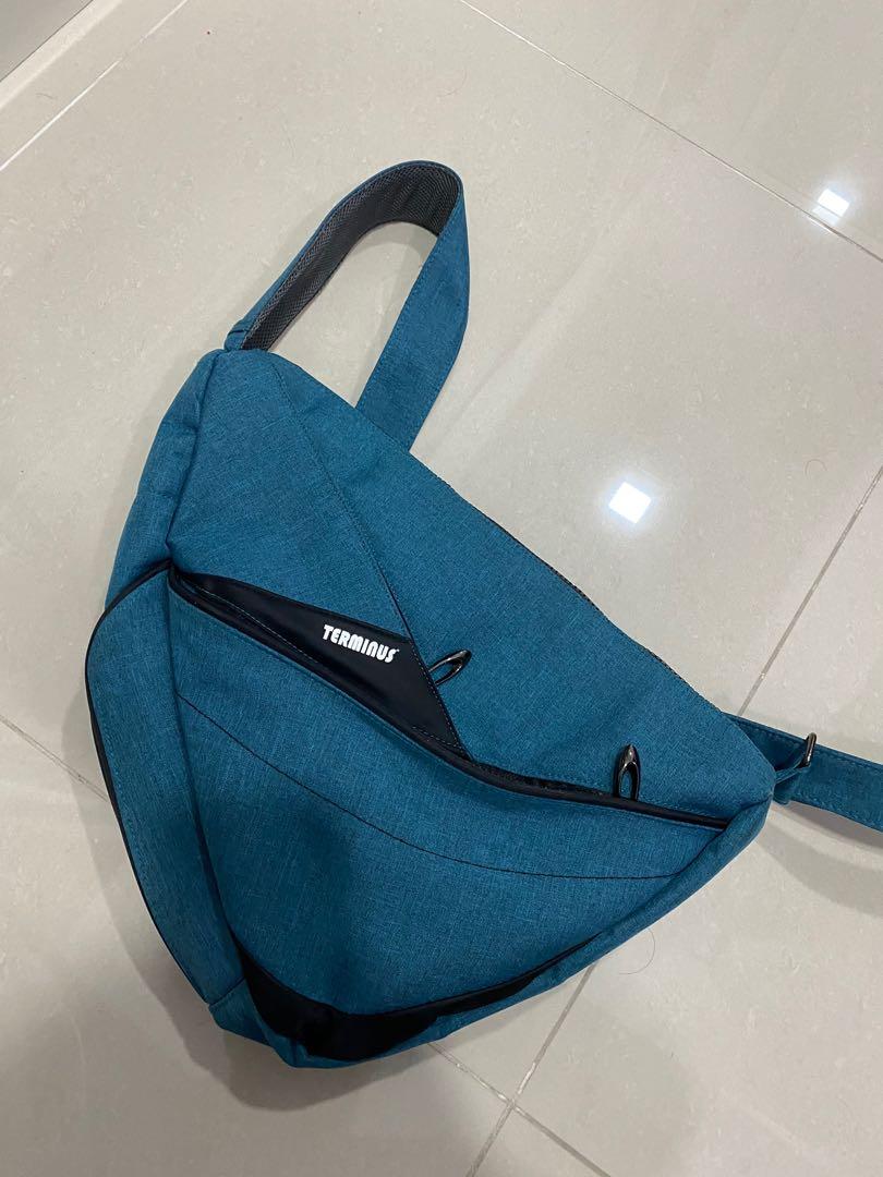 Terminus hotsell sling bag