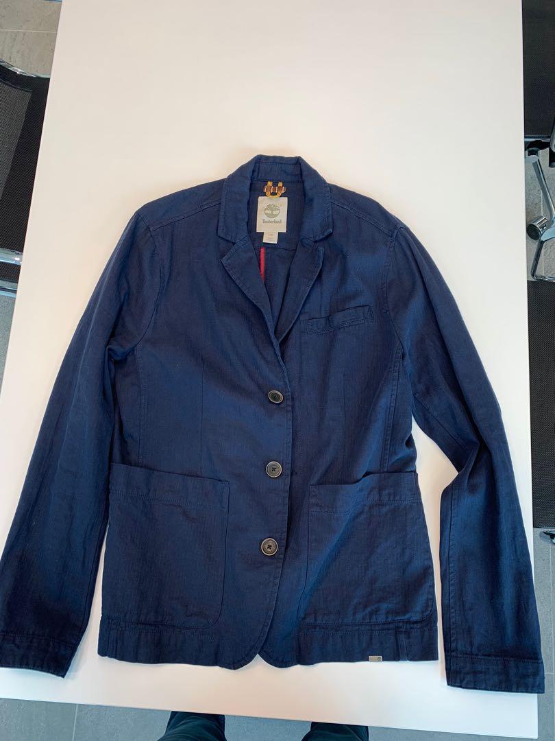 Timberland Jacket (Category: Coats, Jackets and Outerwear) located in Singapore. Submitted by ca1618 (Listing ID 1069064064, Image 2). Description: Only wear 2 times Looks like news .